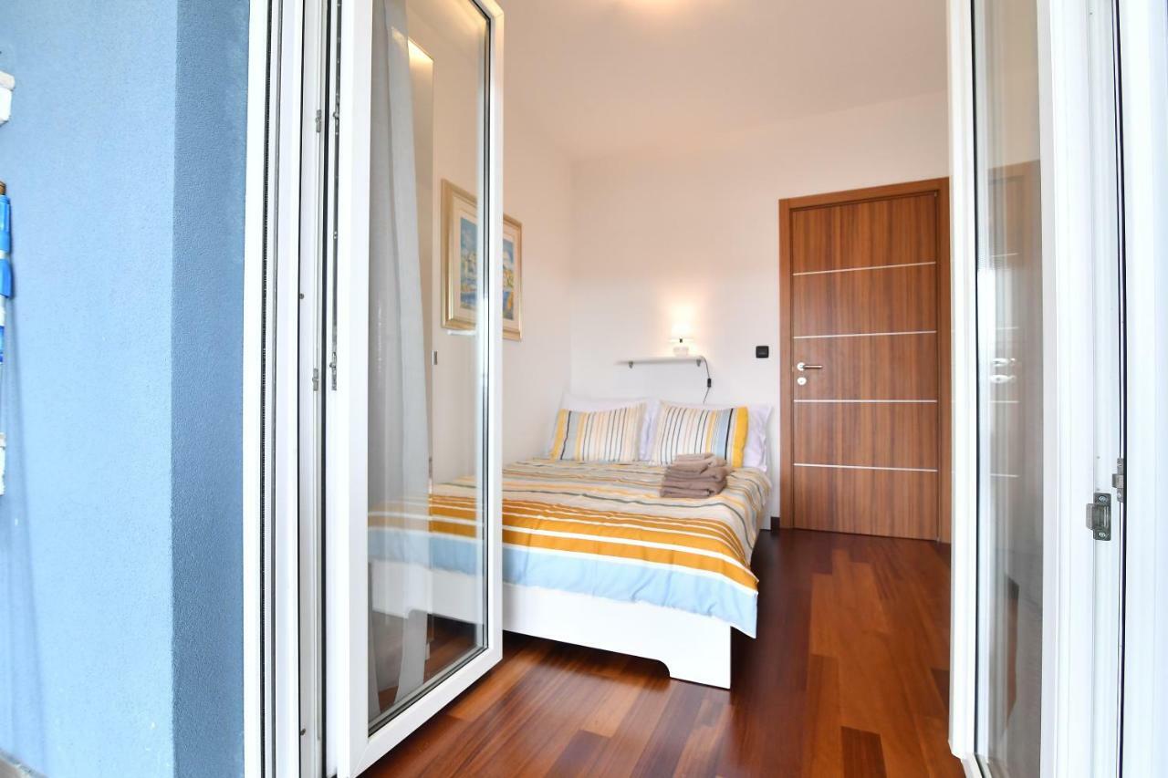 City Penthouse Vita Pula Exterior photo